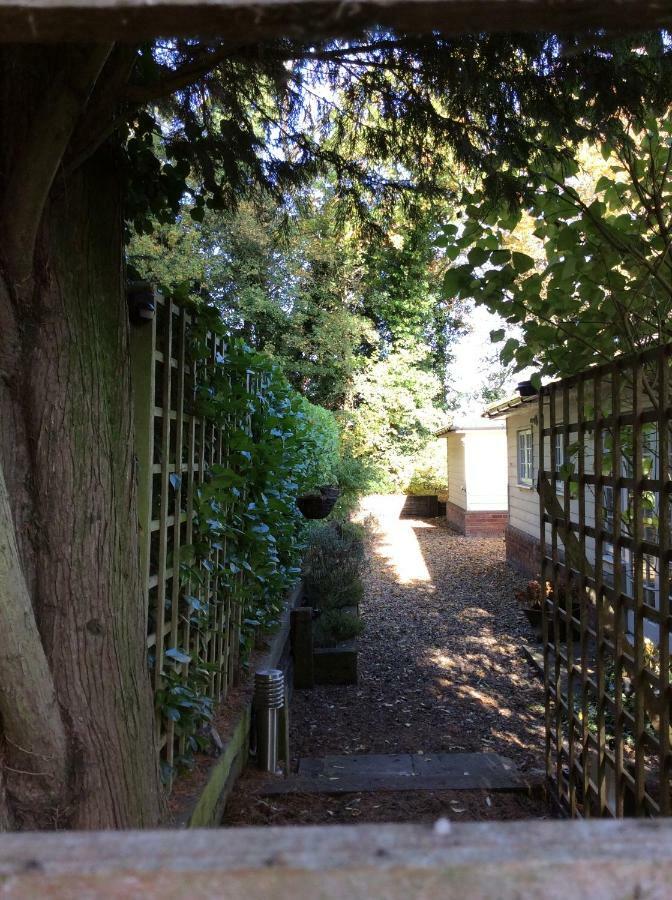 Beechfield Cottages Meopham  エクステリア 写真